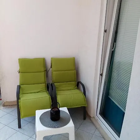 Apartment Sanja *